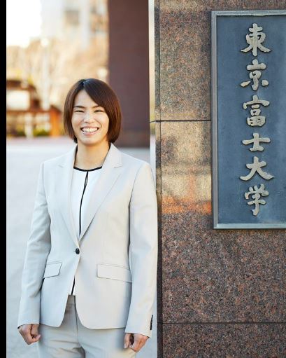 Matsumoto Kaori in front of Tokyo Fuji University