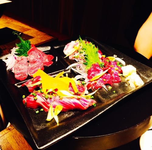 Horse Sashimi (場刺し)