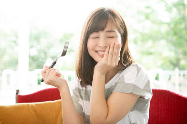 Woman eating food