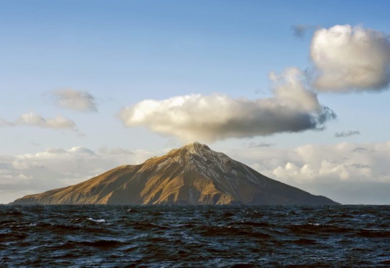 Aleutian islands volcano