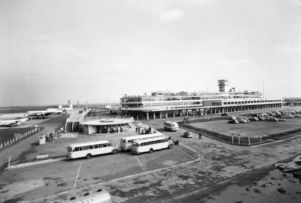 Haneda Airports inability to be expanded led in part to the Sanrizuka Struggle.