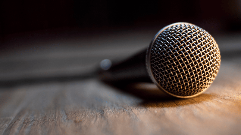 Microphone