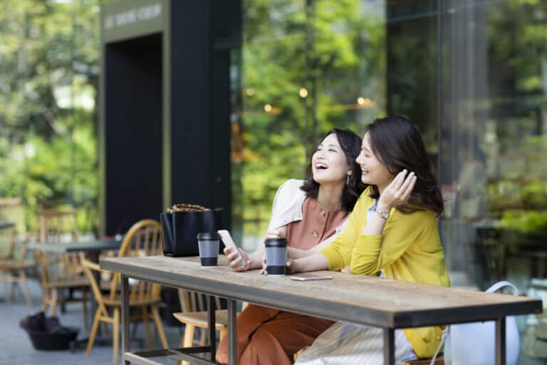 Women in cafe - top cafes in Osaka 2022