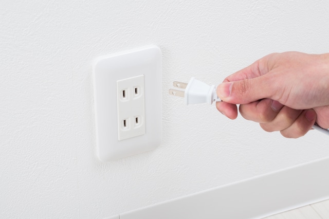 Power outlet (コンセント)
