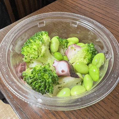 Octopus and broccoli salad from 7-11