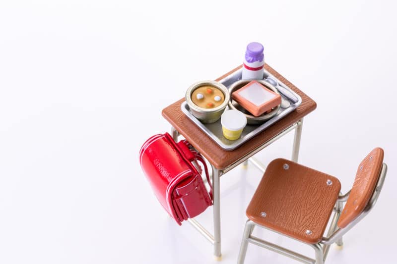 Free school lunches in Japan