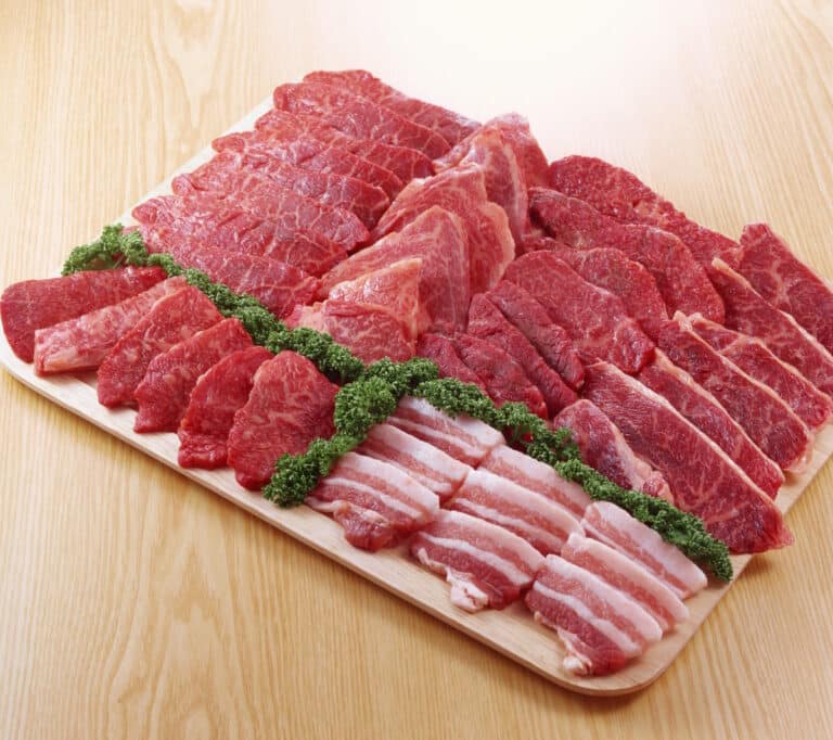 Lots of sliced meat