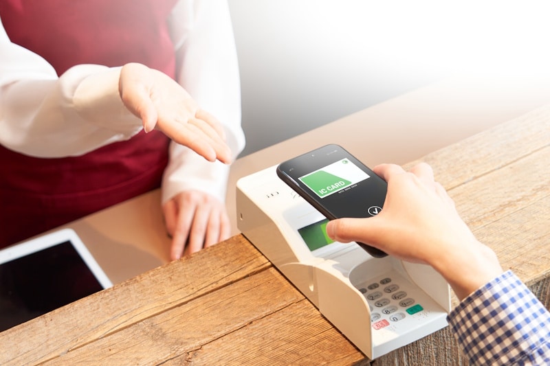 IC card contactless payment - one of the cashless payment in Japan options available to everyone