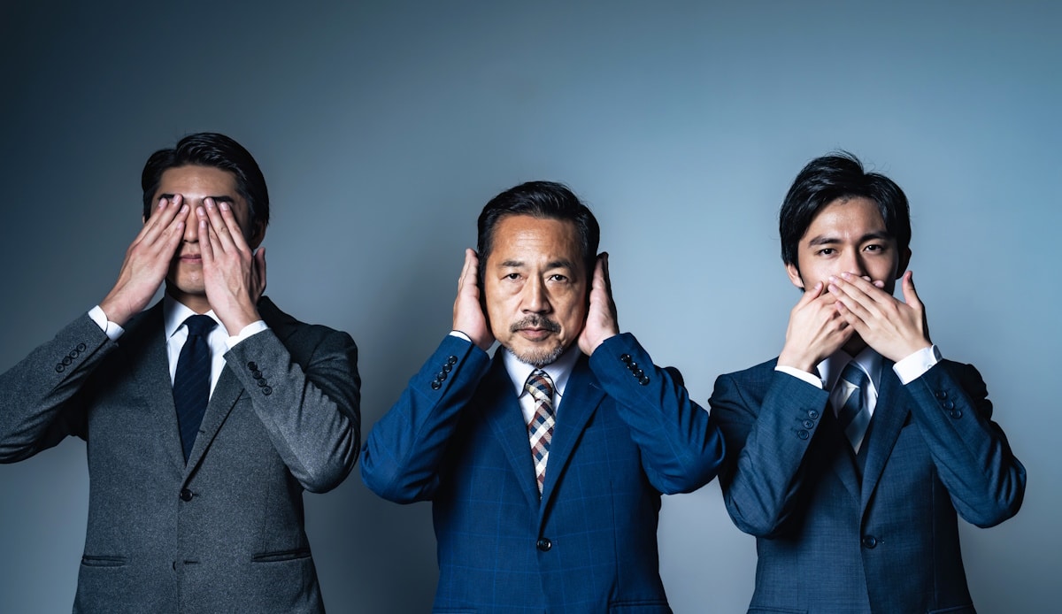 Politicians seeing no evil, hearing no evil, and speaking no evil