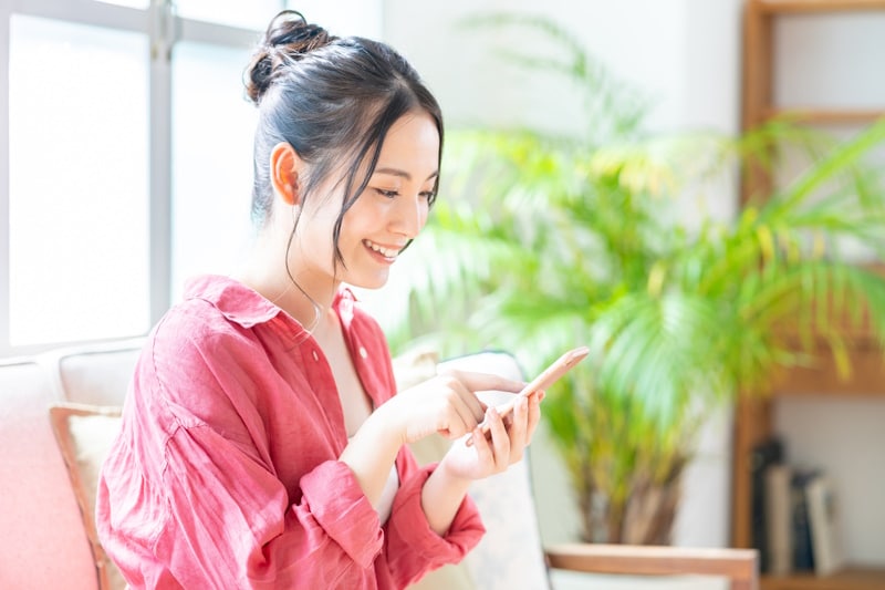 Woman using a cell phone