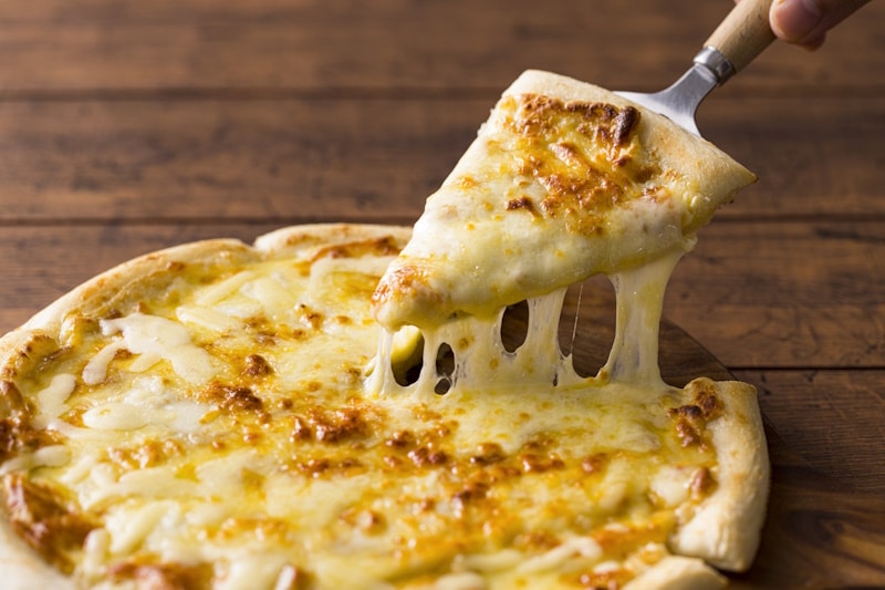 Cheese pizza