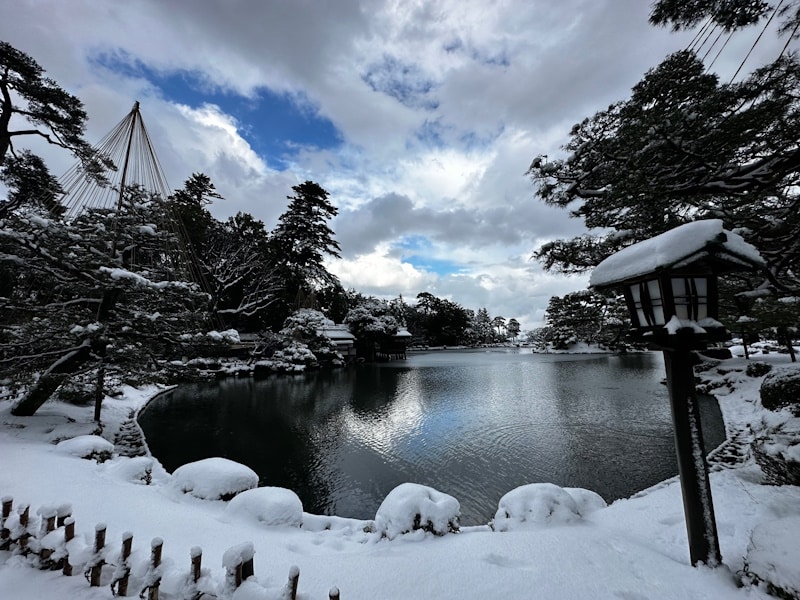 Kenrokuen in winter