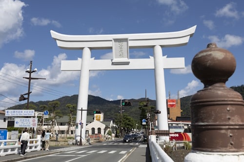 White torii gate at Izumo Jinja.