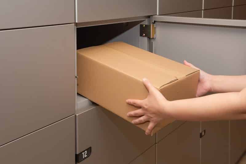 Package delivery box (okihai box)