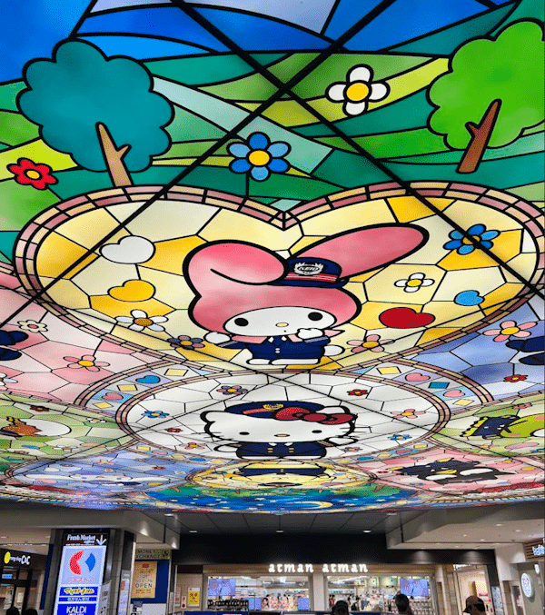 Hello Kitty and My Melody at Keio Tama Center Station