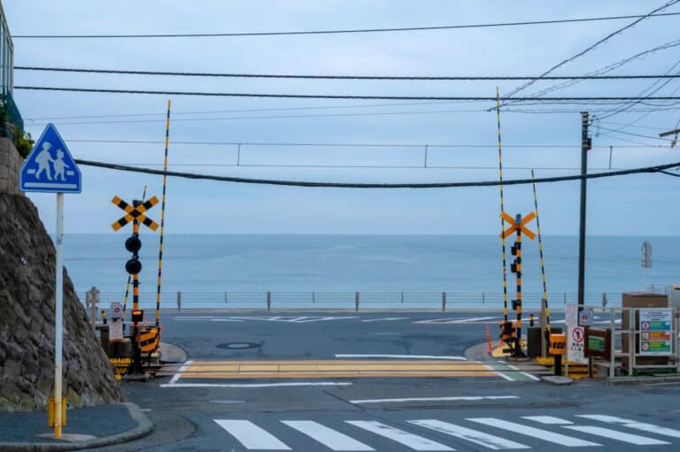 Enoshima railroad crossing