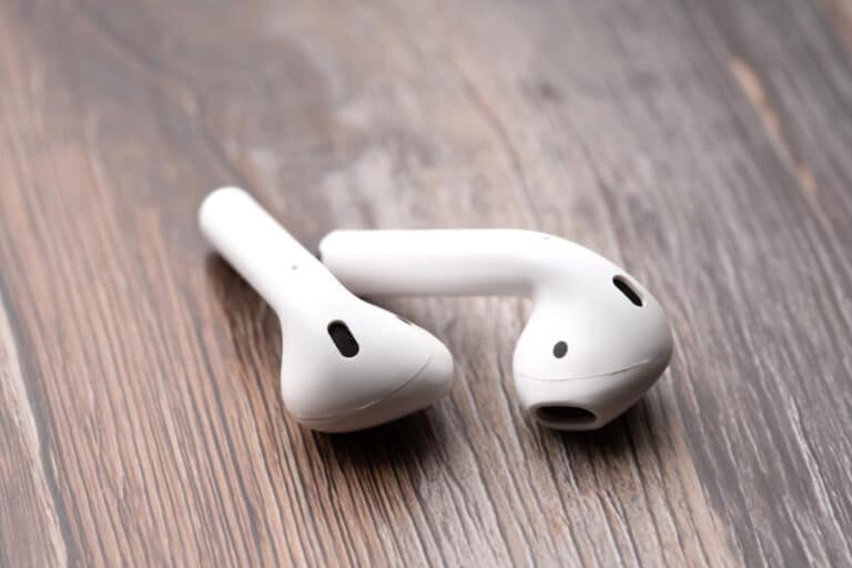 AirPods