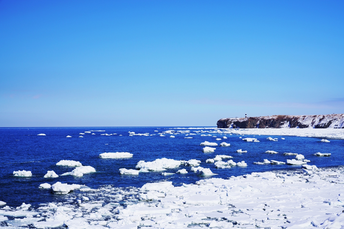 Ice flows on the Sea of Okhotsk