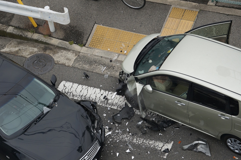 Picture of a two car collision